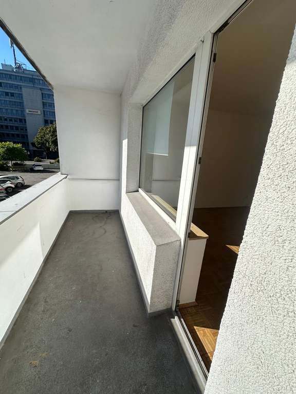 !!Erste Nettokaltmiete geschenkt!! Charmante 1 Zimmer Wohnung mit Balkon zu vermieten – Bild 1